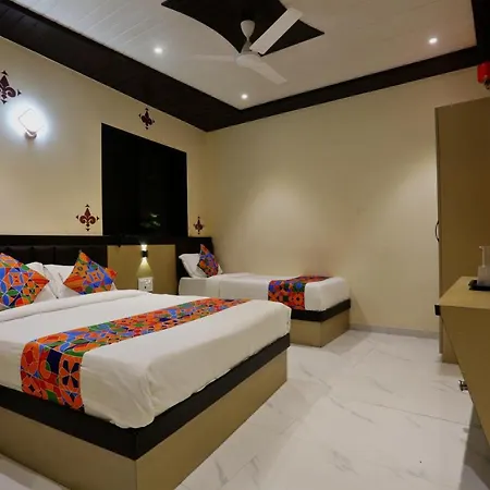 Hotel Primeland Guest house *