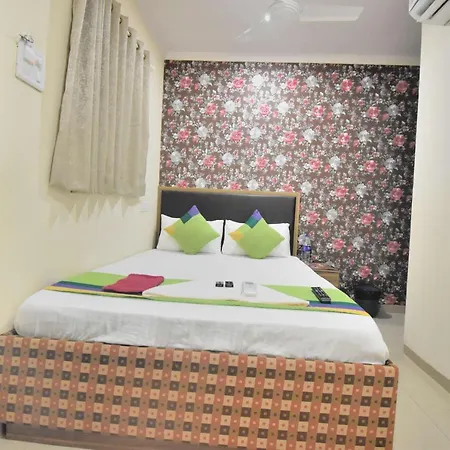 Hotel Balas Residency