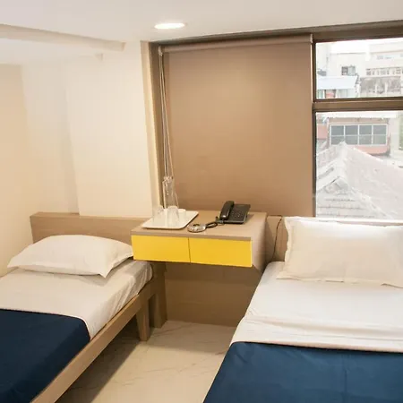 Hotel City Hotel