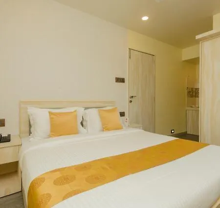 Guest house Hotel Meadow Inn Santacruz Vakola Mumbai
