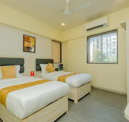 Hotel Meadow Inn Santacruz Vakola Guest house