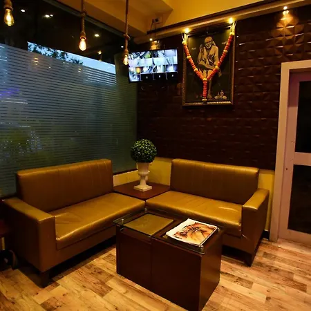 Garden Creek Residency - Near To International Airport 3*