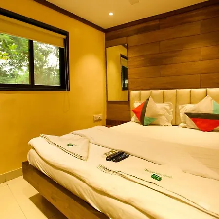 Hotel Garden Creek Residency - Near To International Airport