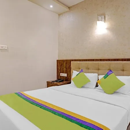 Hotel Bkc Mannat 3*