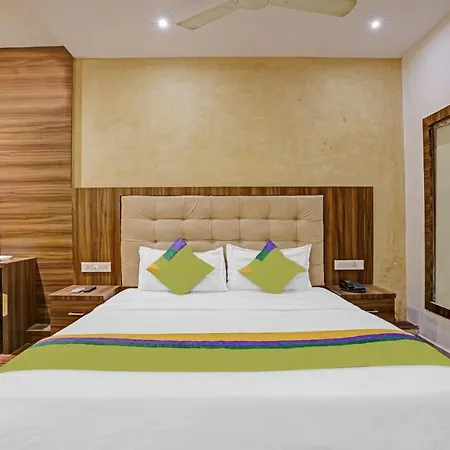 Hotel Bkc Mannat