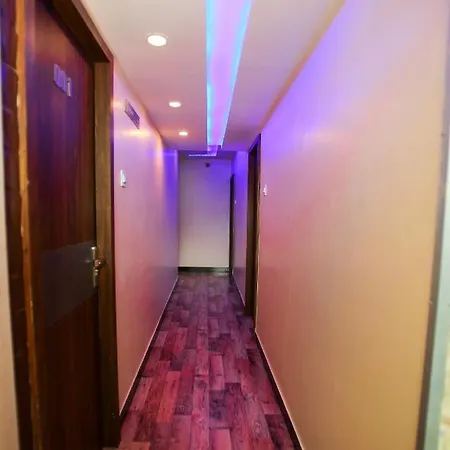 Hotel Garden Creek Residency - Near To International Airport