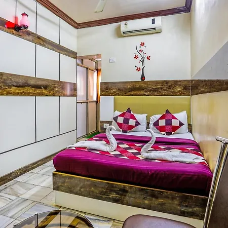 Golden Plaza Hotel 3*