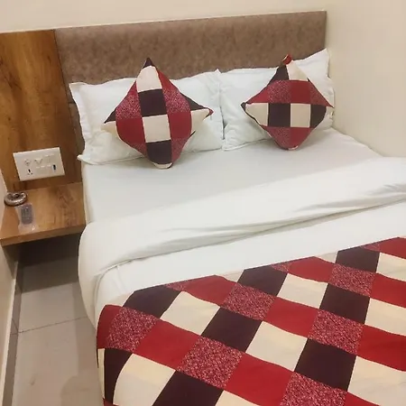 Hostel Bkc Corporate Ac *