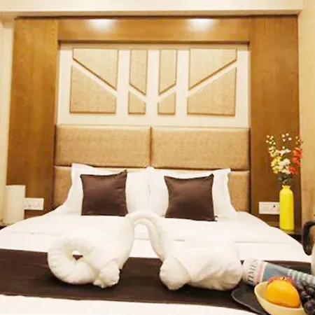 Hotel Fabhotel Annex Executive 3*
