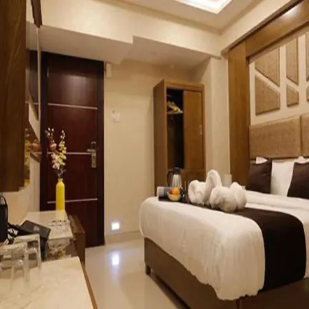 Hotel Fabhotel Annex Executive