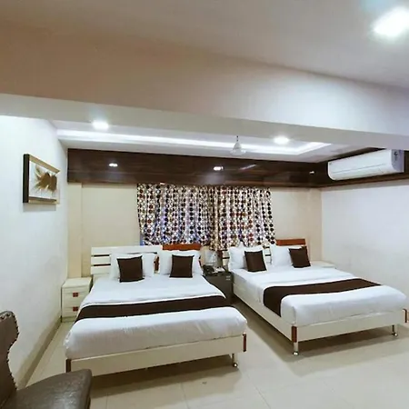 Fabhotel Annex Executive Hotel 3*