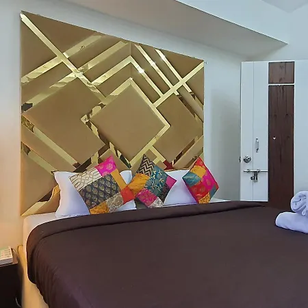 Apartment Osi Carter's Road Bandra West *
