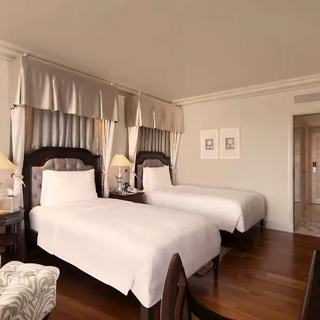 Hilton International Airport 5* Mumbai