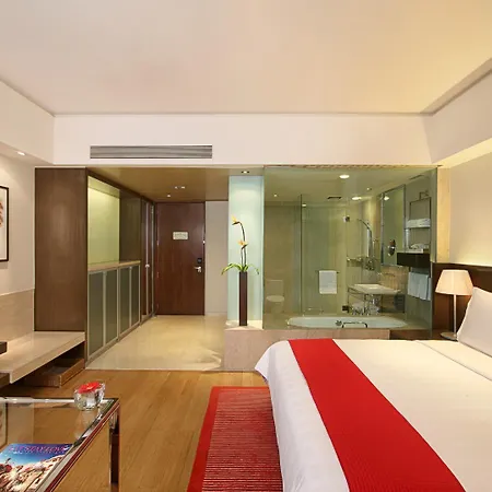Trident Bandra Kurla 5*