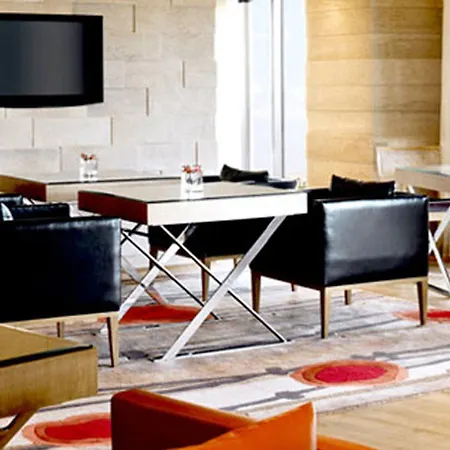 Hotel Trident Bandra Kurla 5*