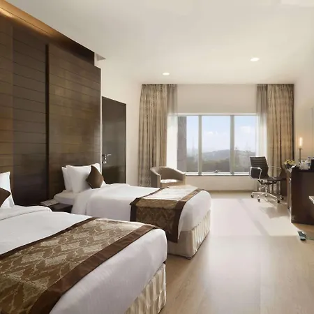 Ramada Powai & Convention Centre Hotel 5*