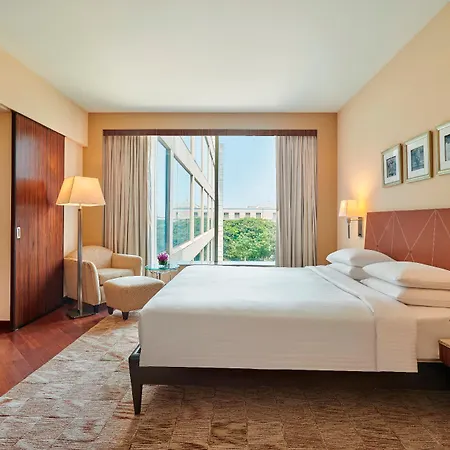 Hotel Hyatt Regency International Airport 5*
