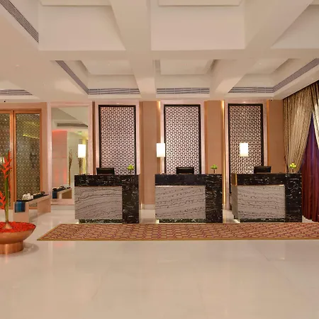 Hotel Radisson Goregaon 4*