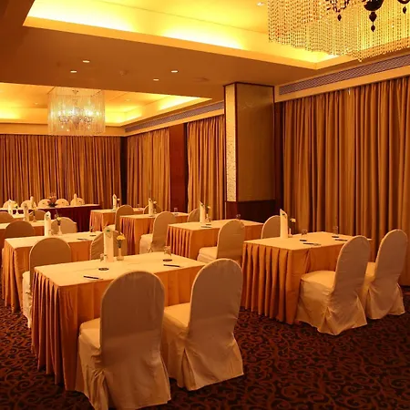 Sun-n-sand Juhu Hotel