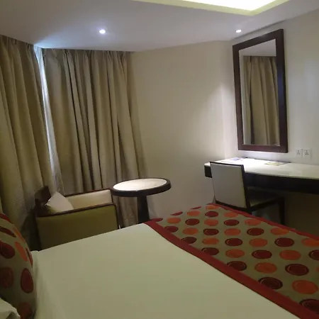 Hotel Ramee Guestline Juhu Mumbai