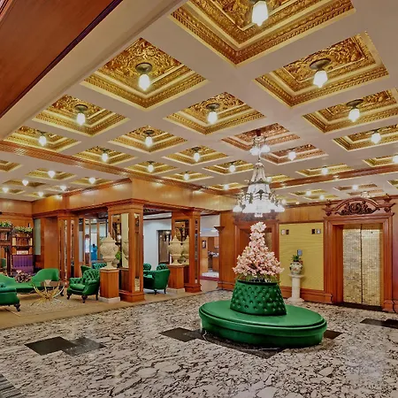 The Ambassador, Marine Drive, Hotel