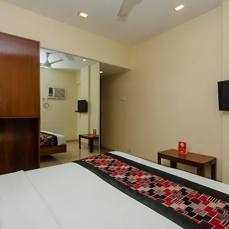 Hotel Jayshree Domestic Airport 3*