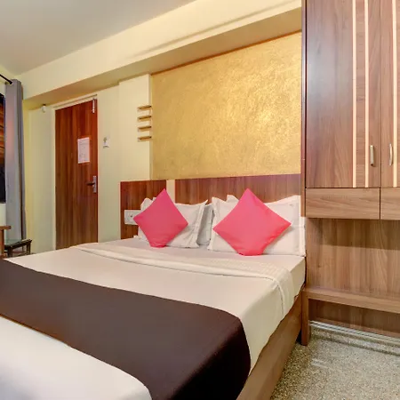 Oyo 8850 J K Regency Hotel