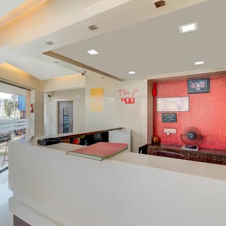 Oyo 8850 J K Regency Hotel Mumbai