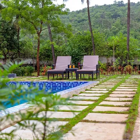 Villa Grey Mosaics By Stayvista - Mountain-view In Vasai With Pool, Spacious Lawn & Terrace Mumbai