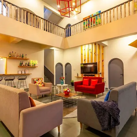 Villa Grey Mosaics By Stayvista - Mountain-view In Vasai With Pool, Spacious Lawn & Terrace