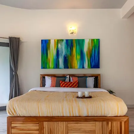 Villa Grey Mosaics By Stayvista - Mountain-view In Vasai With Pool, Spacious Lawn & Terrace *