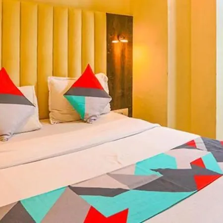 Fabexpress Gateway - 700m From Gateway Of India Hotel 3*