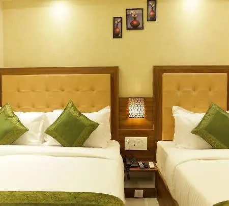 Hotel Skylink Hospitality Next To Amber Imperial 3*