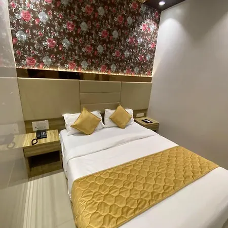 Bkc Crown - Near Trade Centre, Visa Consulate Hotel 3*
