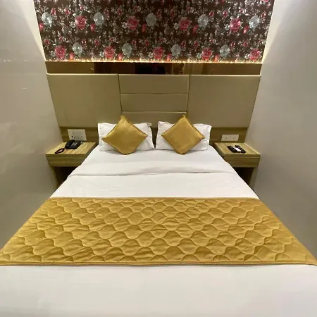 Bkc Crown - Near Trade Centre, Visa Consulate Hotel 3*