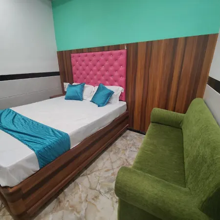 Hotel Tip Residency