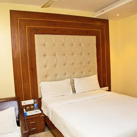 Dalon Hotel 3*
