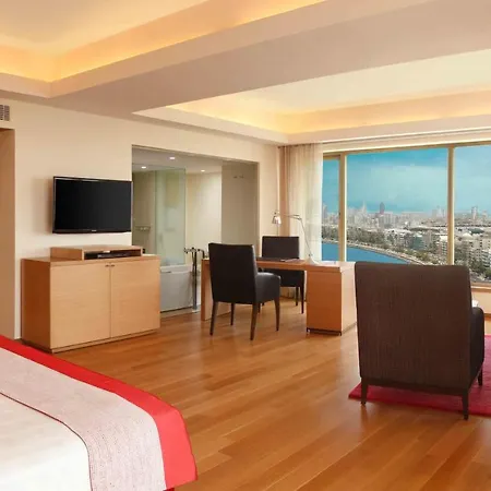Trident Nariman Point 5*