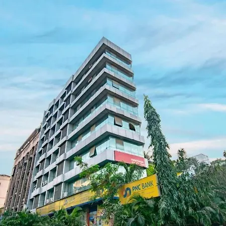 The Hotel 2*