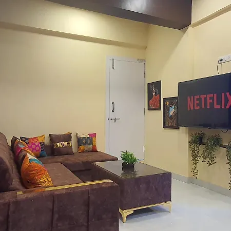 Apartment Osi Lilavati Bandra Mumbai
