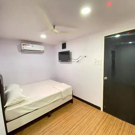 Love hotel Sangam Residency