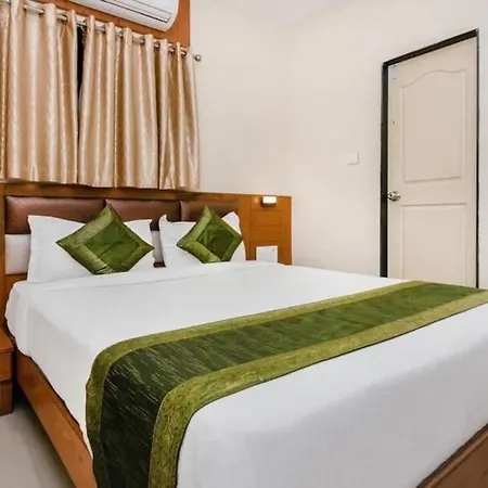 Volga Plaza Hotel 2*