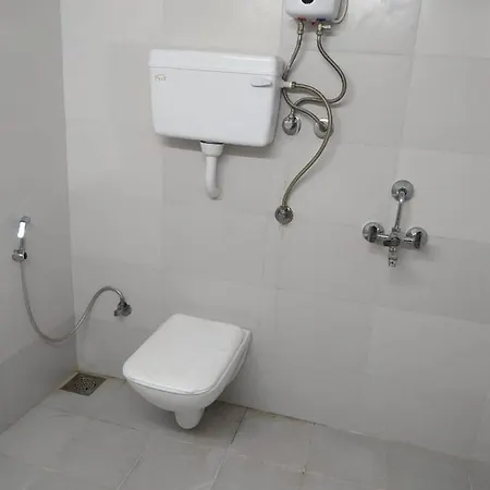 White Waves Pg Residences Hostel Mumbai