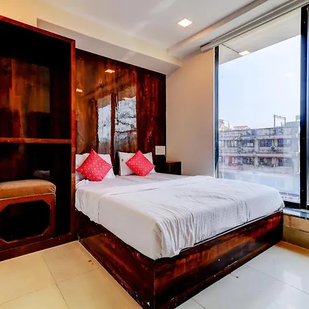 Prime Inn, Andheri West - Near International Airport Mumbai