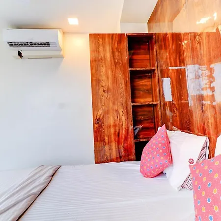 Hotel Prime Inn, Andheri West - Near International Airport