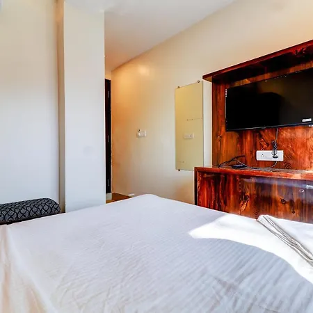 Hotel Prime Inn, Andheri West - Near International Airport 3*