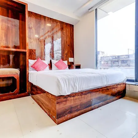 Prime Inn, Andheri West - Near International Airport 3* Mumbai