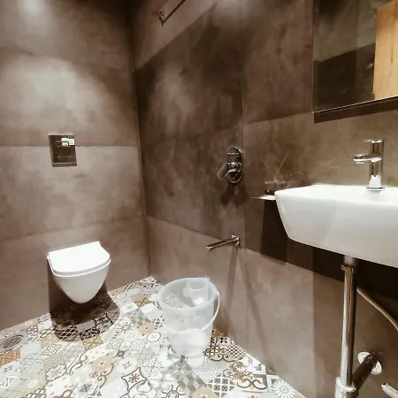 Prasad Nx 3* Mumbai