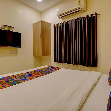 Fabexpress Prakash Hotel 3*