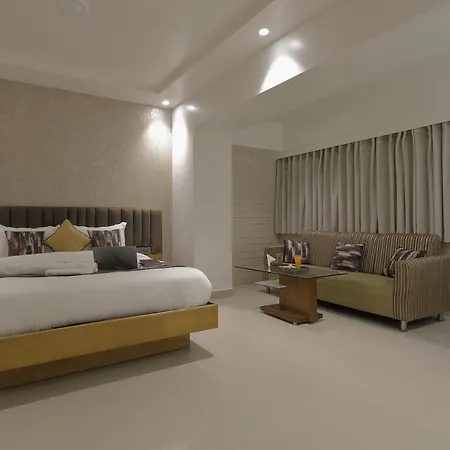 Hotel Ariana Residency
